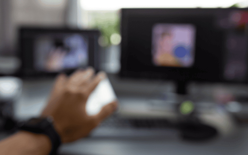 2.1 thị lực mờ.png