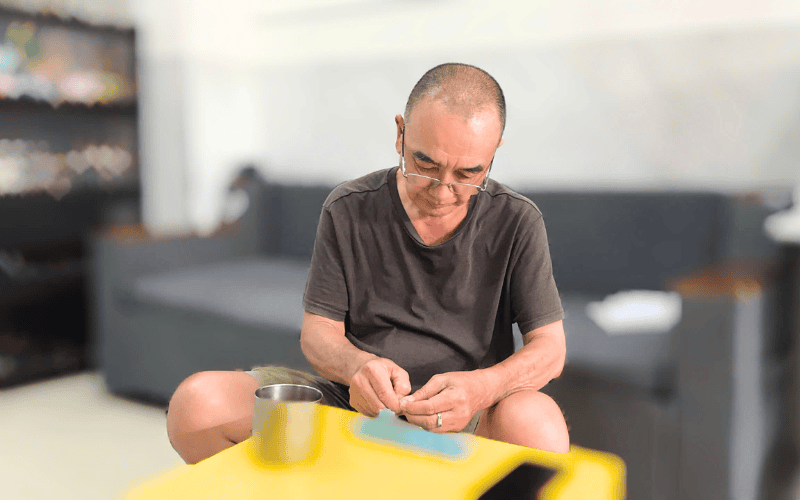 Dùng thuốc đúng giờ, đúng liều theo nhắc nhở từ trợ lý MedicBox.png