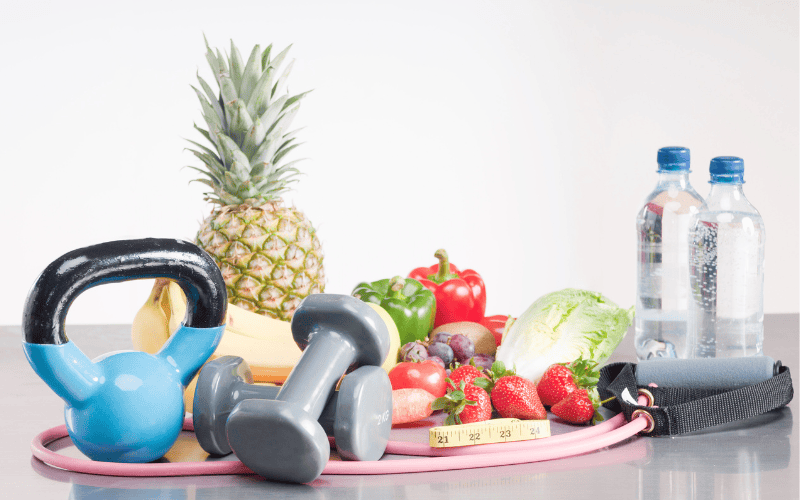 kết hợp dùng thuốc với chế độ ăn uống lành mạnh.png