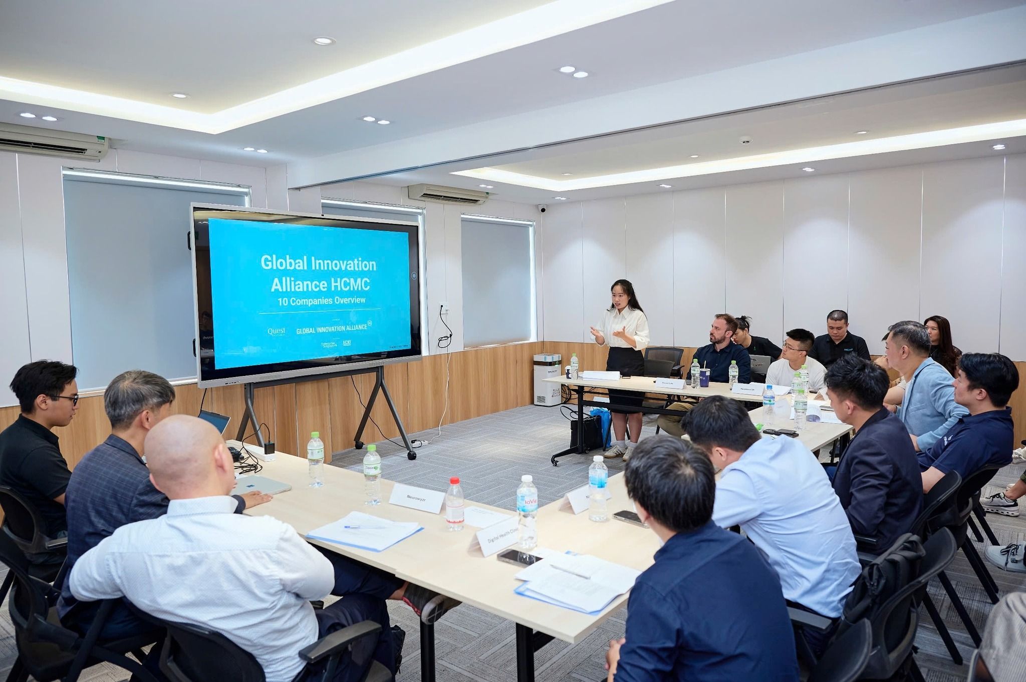 OneMedic gặp gỡ các Start-up Health tech tiềm năng từ Singapore.jpg